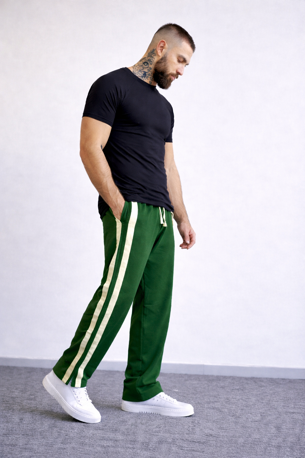 Green - Joggers P108