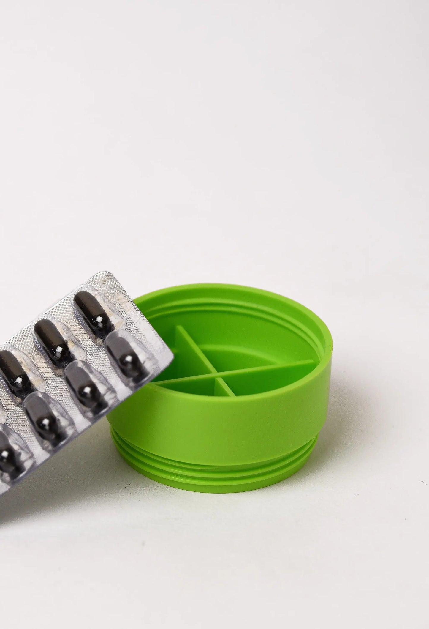 Bulking - Protein Shaker Pro 700ML - Green Strong Soul Accessories