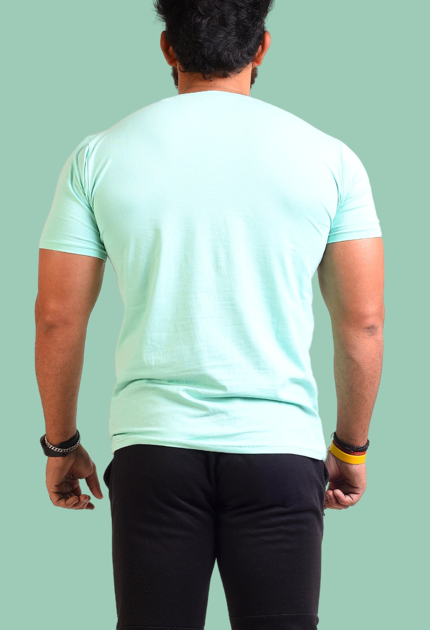 Gym T Shirt - Never Give Up - Men T-Shirt with premium cotton Lycra. The Sports T Shirt by Strong Soul