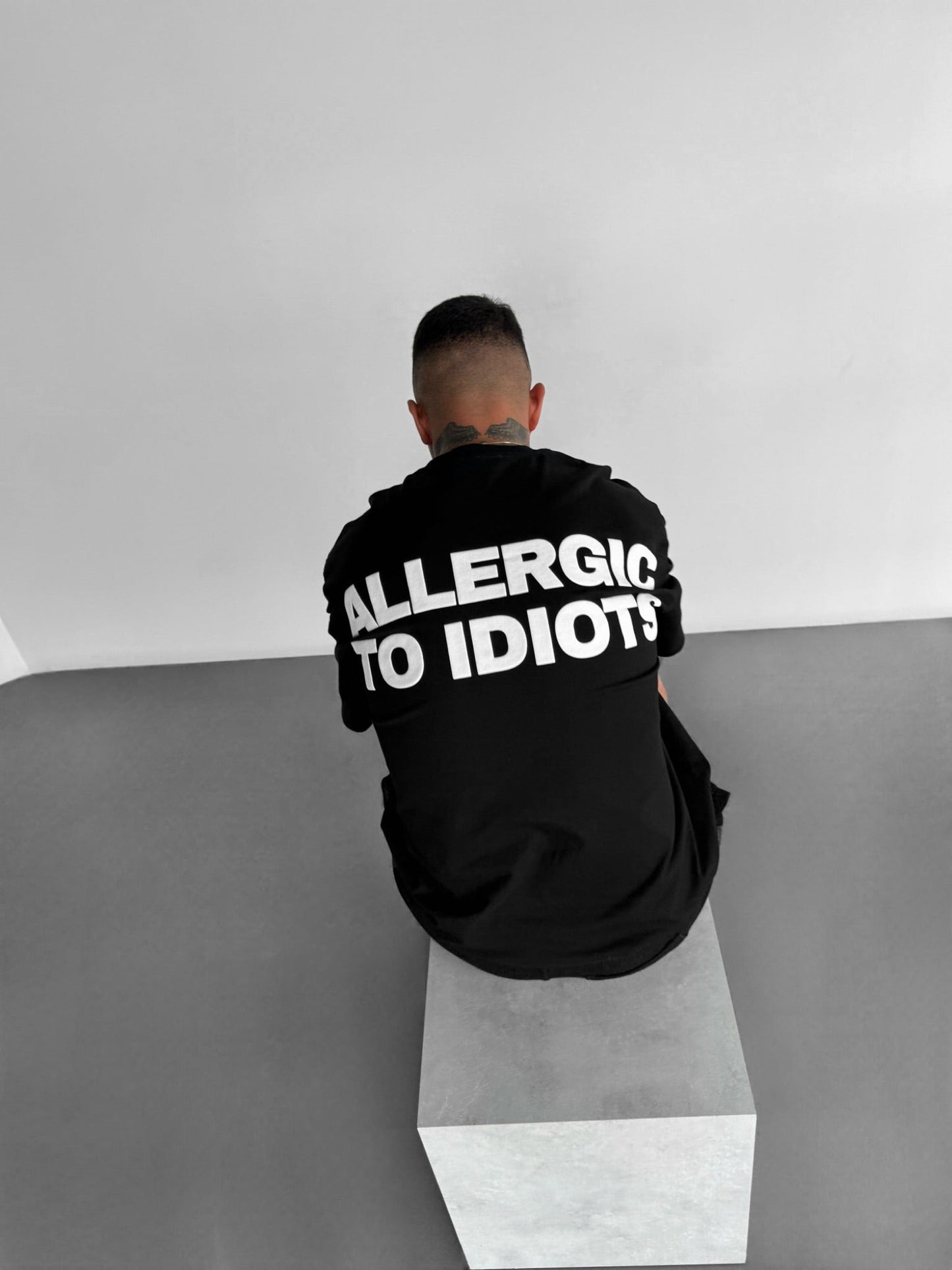 Allergic To Idiots - Black - Oversized T Shirt Strong Soul Shirts & Tops