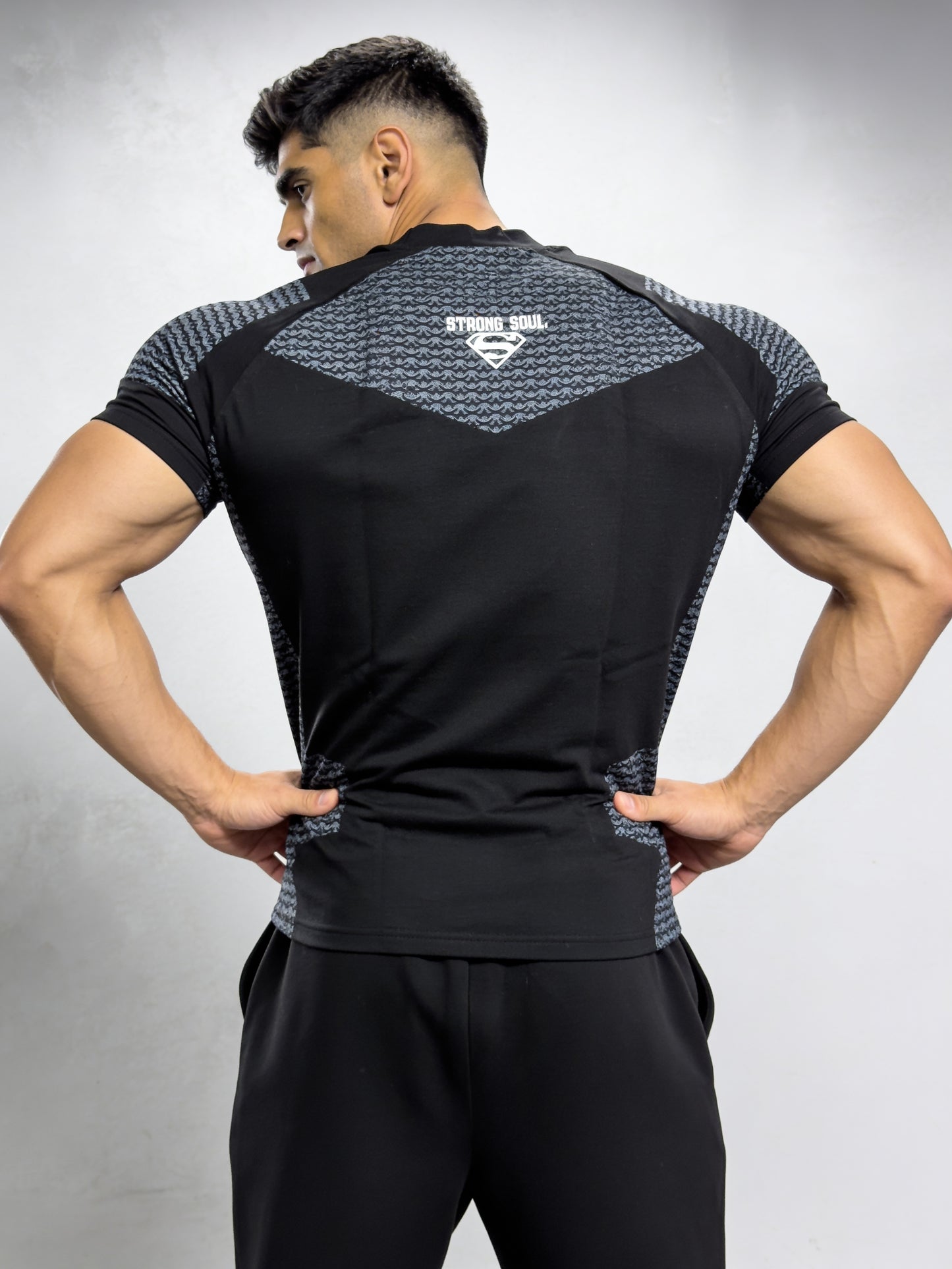 Hero Black Red - Cotton Lycra Compression