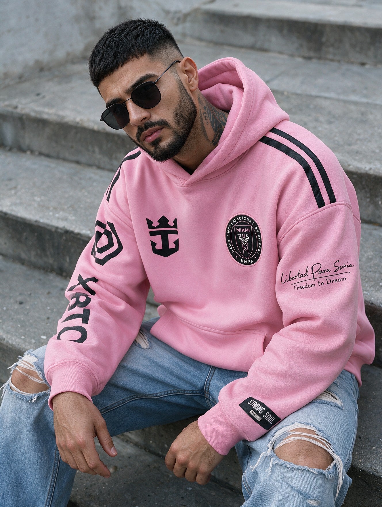 Pink - Football Goat 10 - Oversized Hoodie 400 GSM
