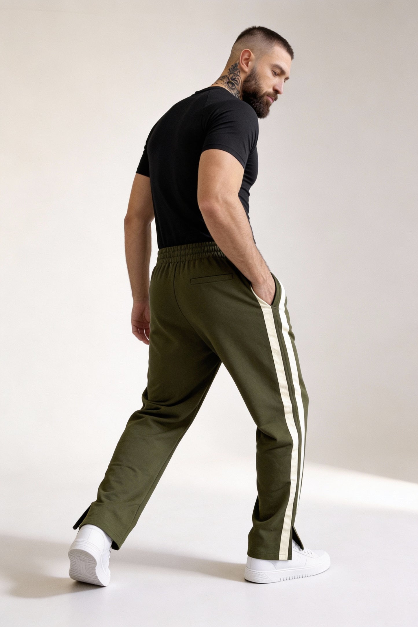 Army Green - Joggers P108