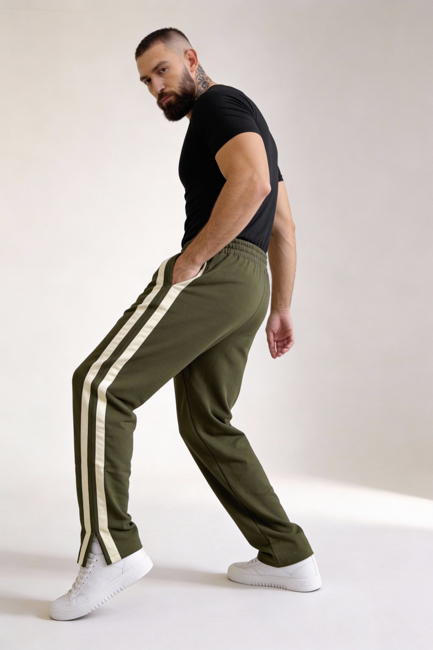 Army Green - Joggers P108