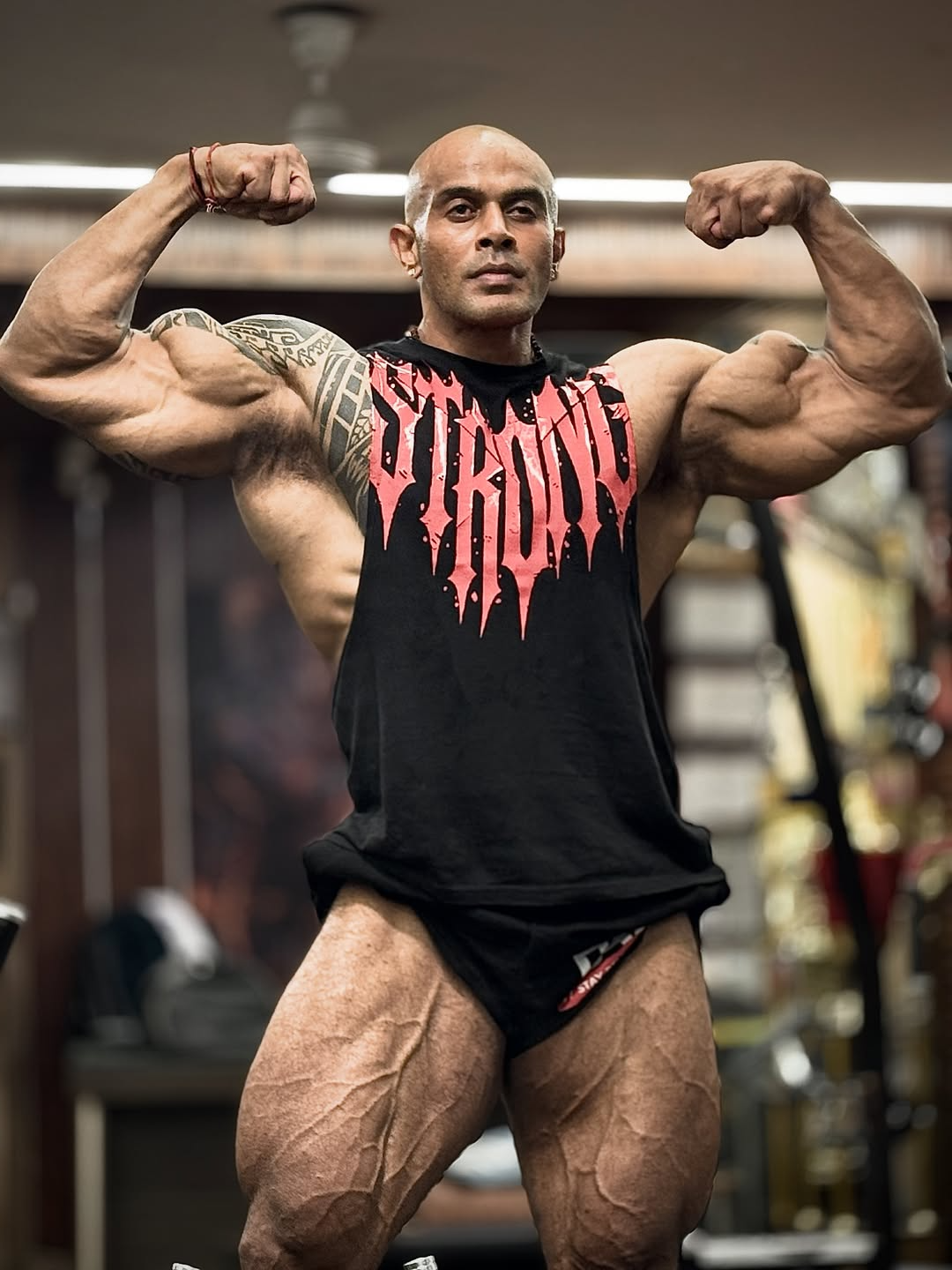 Strong Metal Font - T101 - Muscle Daddy - Black