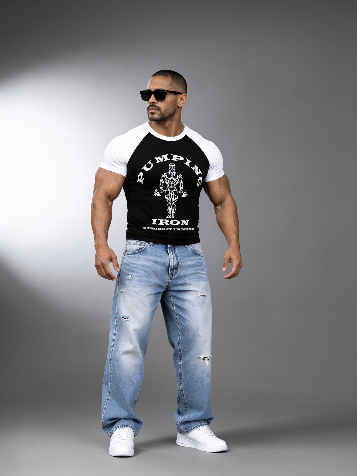 Black White - Pumping Iron - Raglan T-Shirt