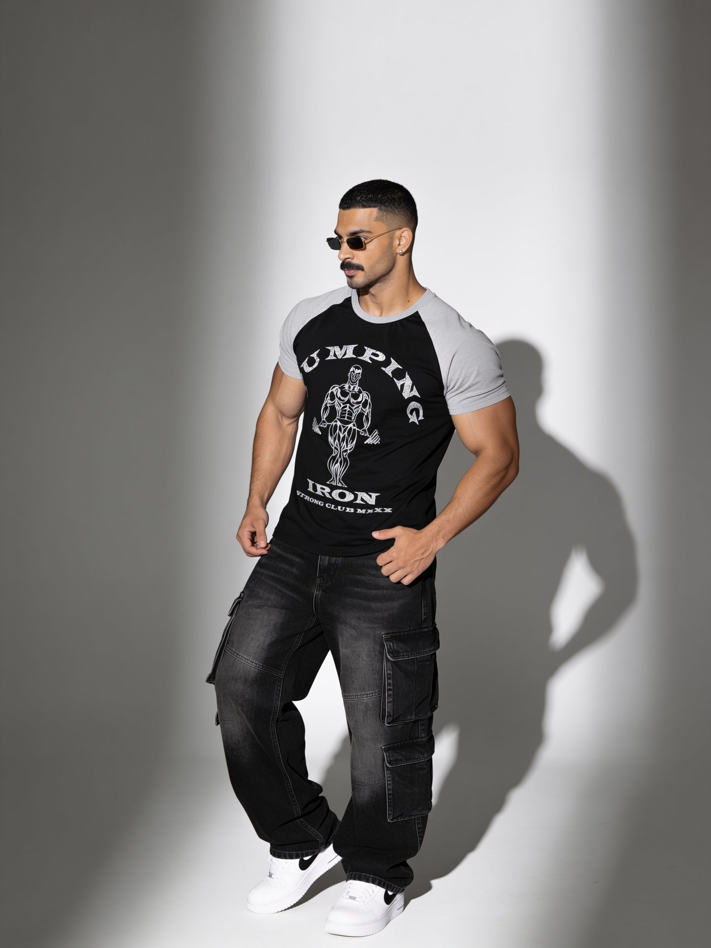 Black Grey - Pumping Iron - Raglan T-Shirt