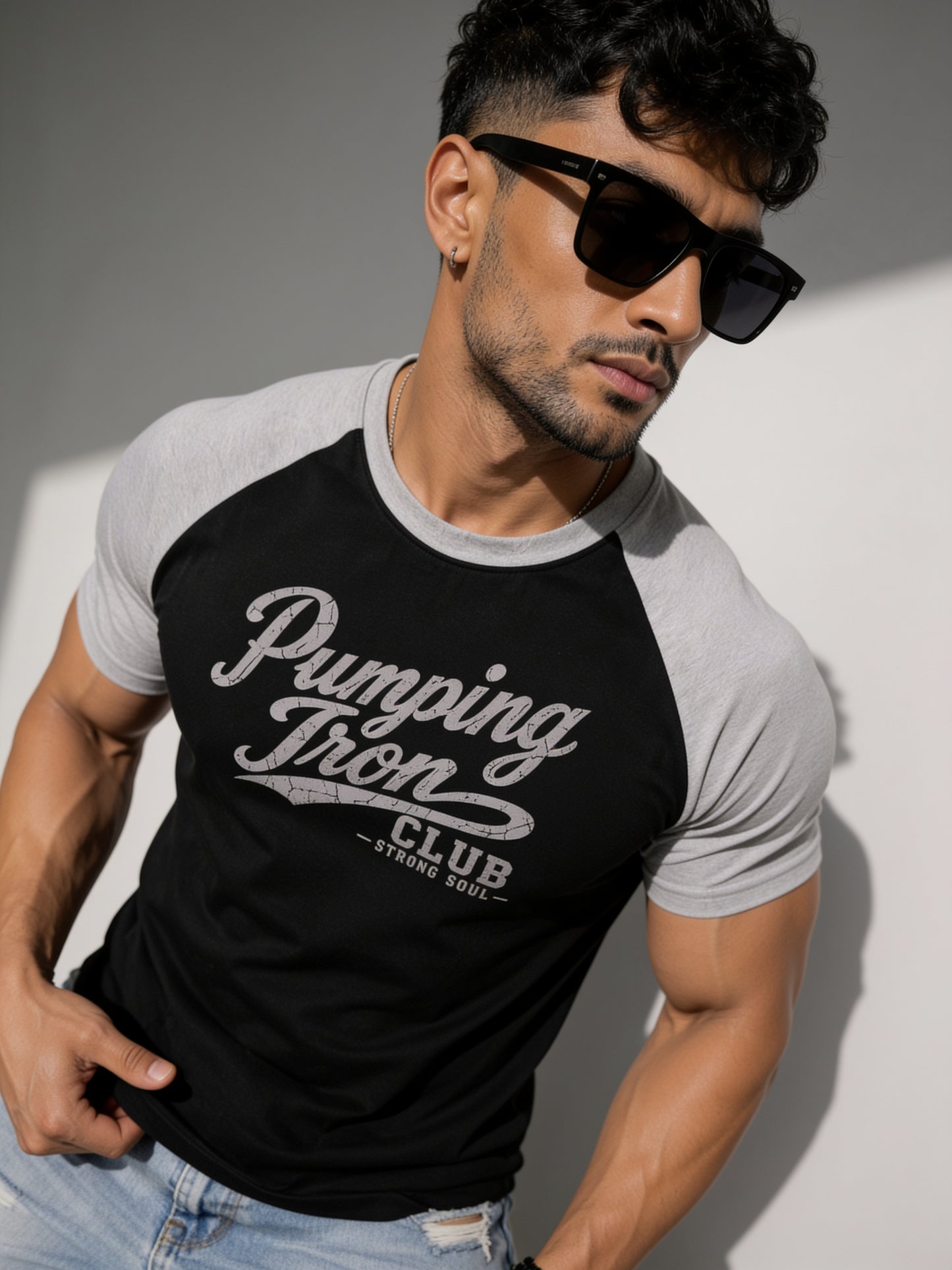Black Grey - Club Pumping Iron - Raglan T-Shirt