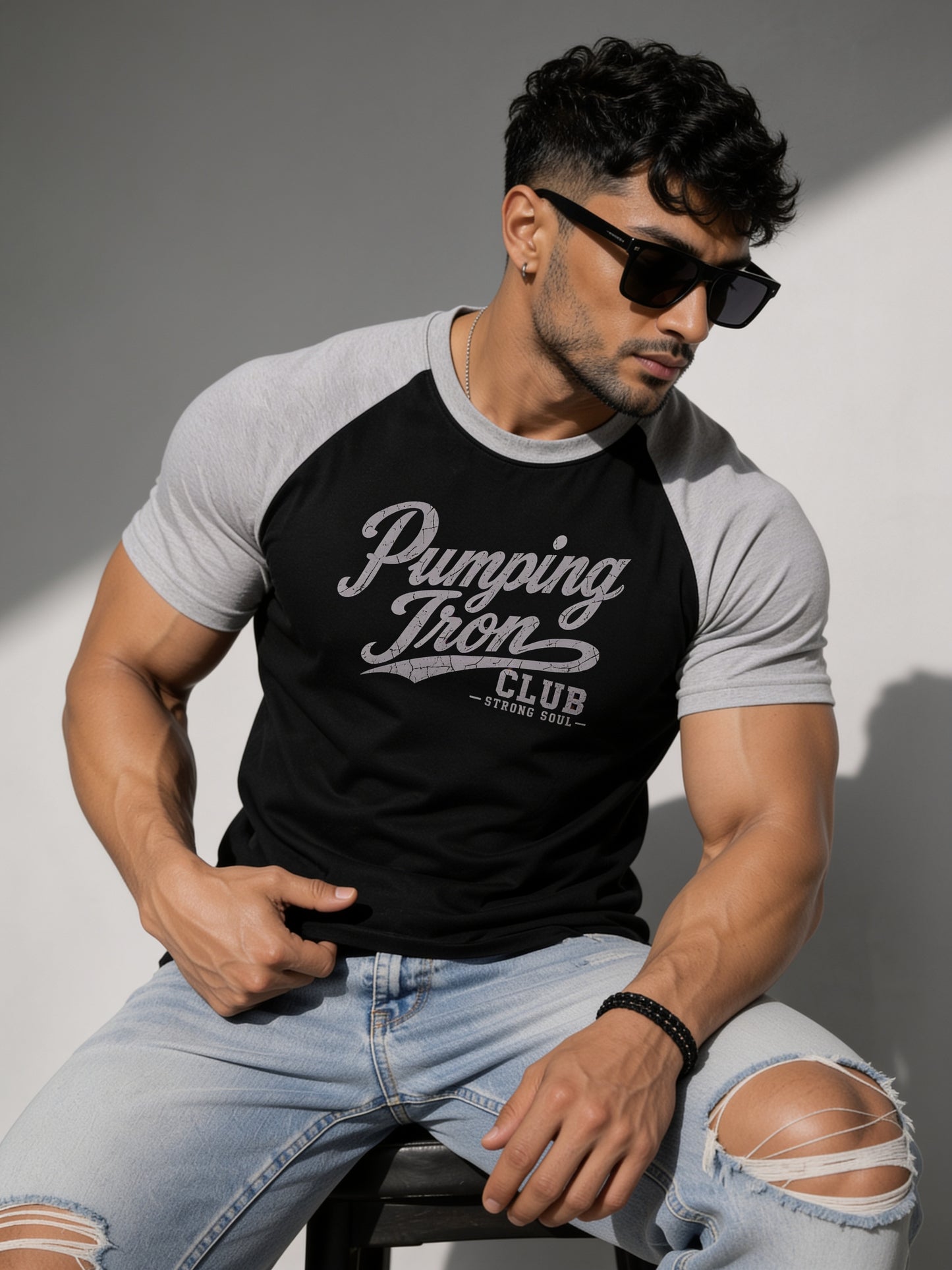 Black Grey - Club Pumping Iron - Raglan T-Shirt