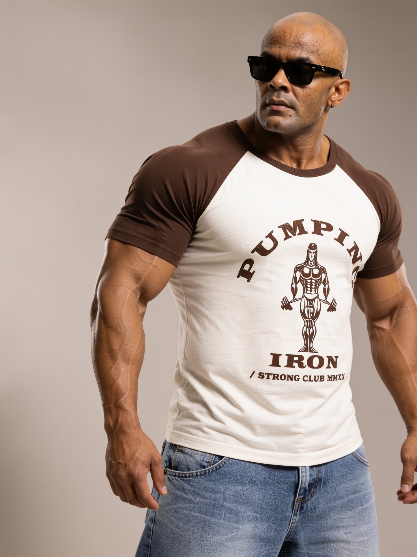 White Brown - Pumping Iron - Raglan T-Shirt