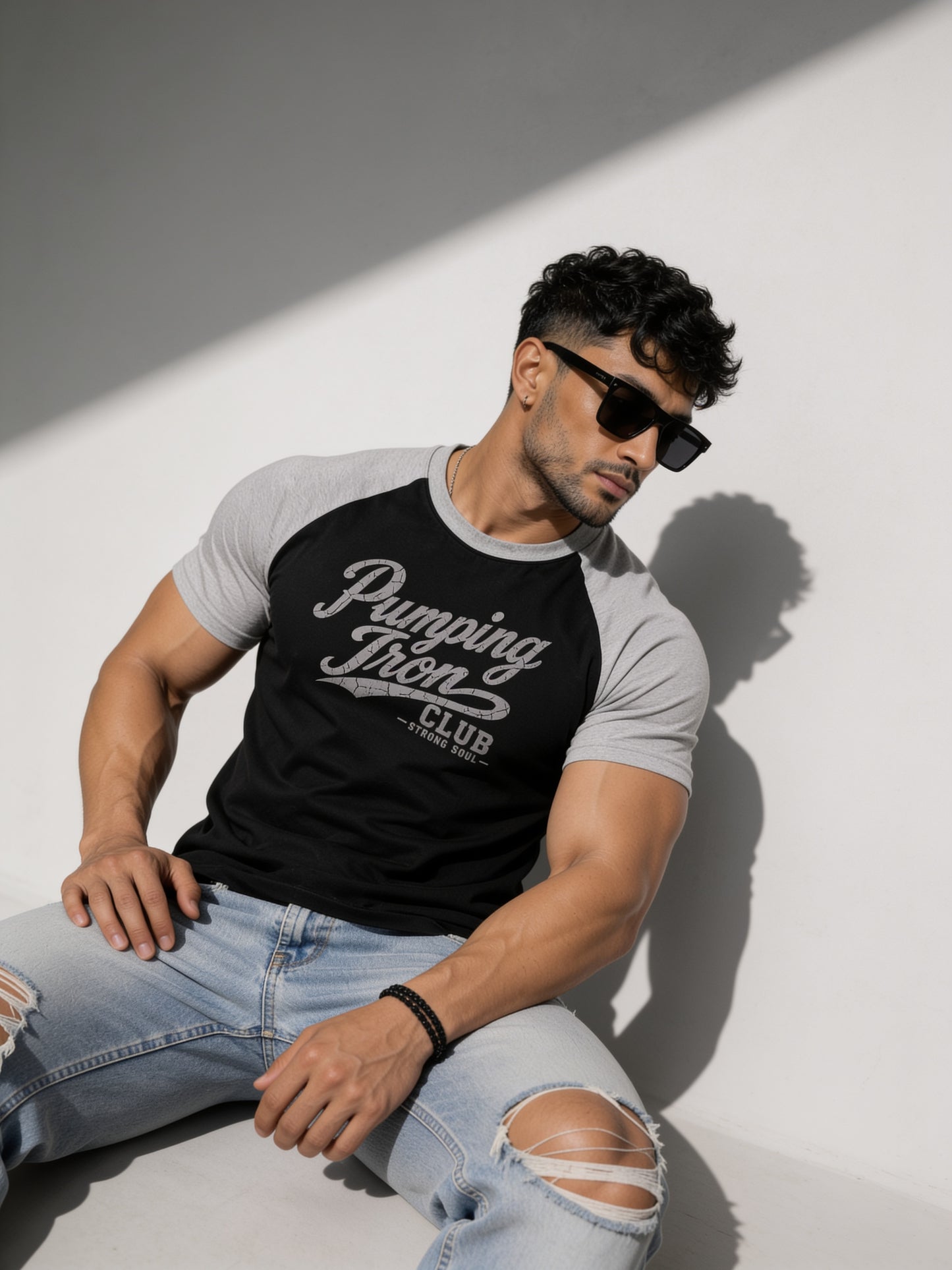 Black Grey - Club Pumping Iron - Raglan T-Shirt