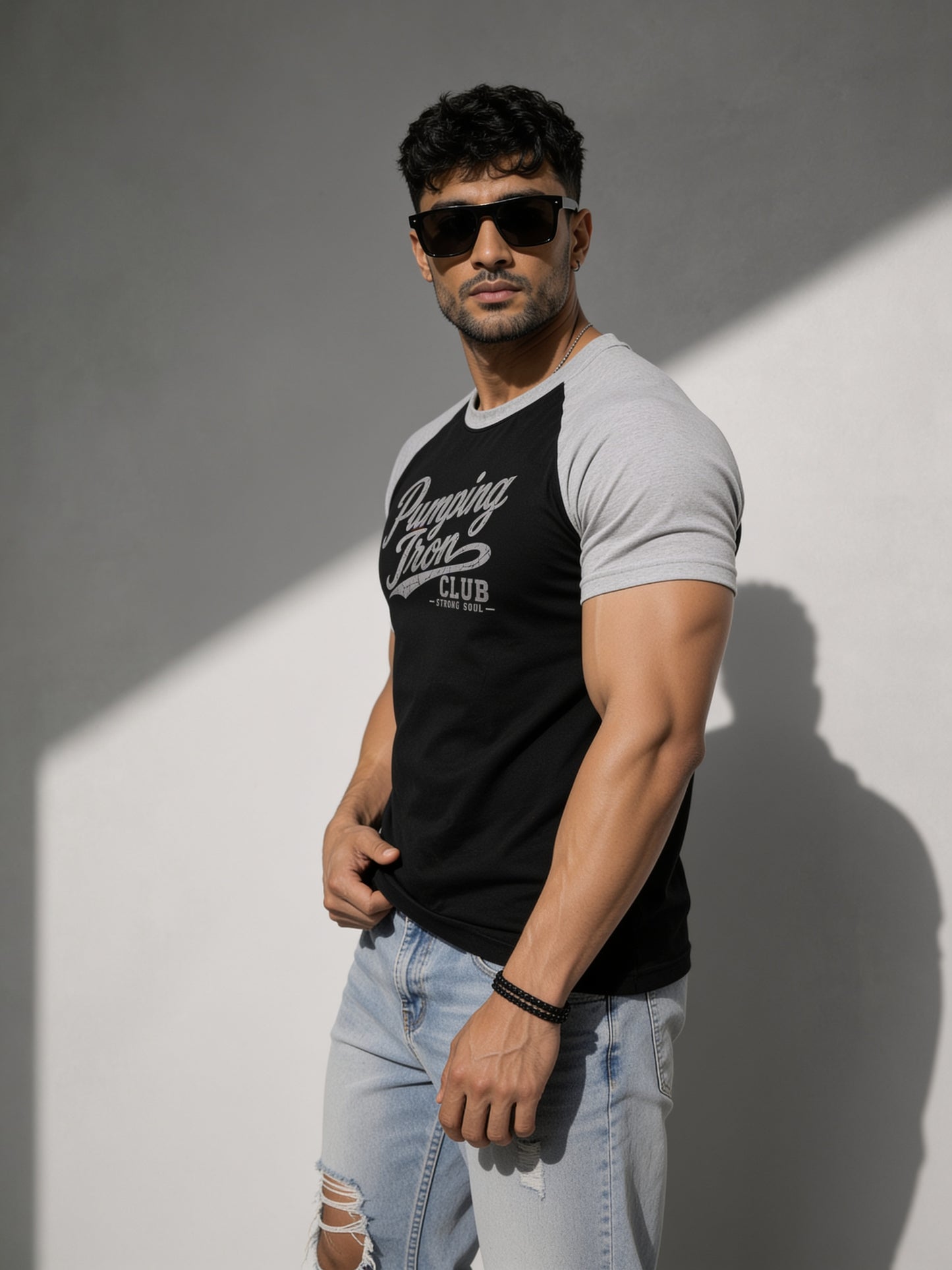 Black Grey - Club Pumping Iron - Raglan T-Shirt