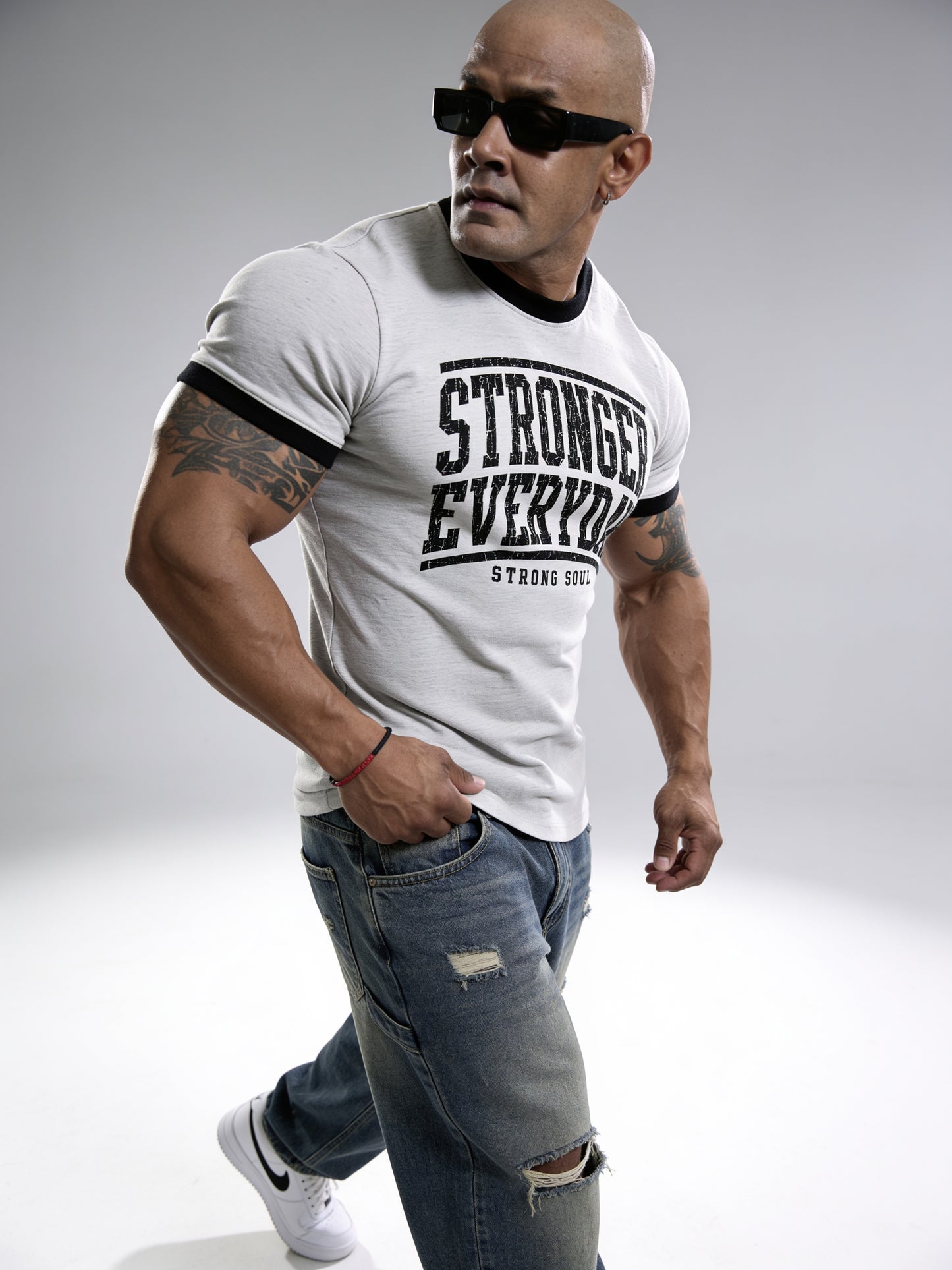 Light Grey Black - Stronger Everyday - Ringer T-Shirt
